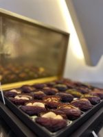 Premium Karışık Dolgulu Hurma – Bademli, Cevizli, Antep Fıstıklı ve Kajulu – Özel Kutulu Hediyelik Hurma - Görsel 3